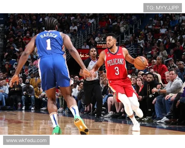 锡安首节表现出色轻松拿下10分2篮板4助攻2抢断展现全能实力